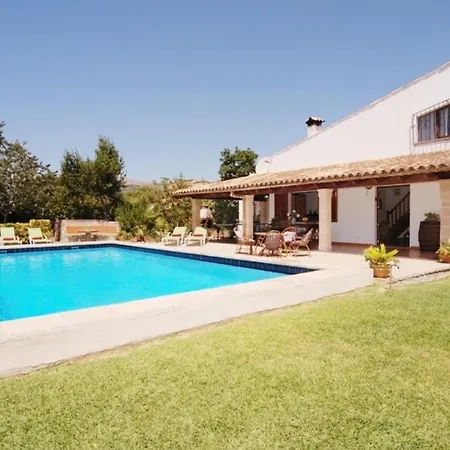Luz Villa